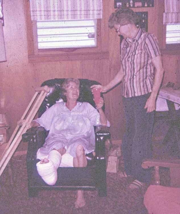 mom on crutches